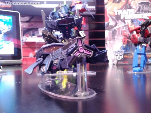 Transformers Generations Fall Of Cybertron Shockwave  (22 of 27)